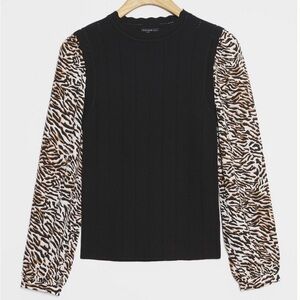 Current Air Animal Print Black knit top, size Medium